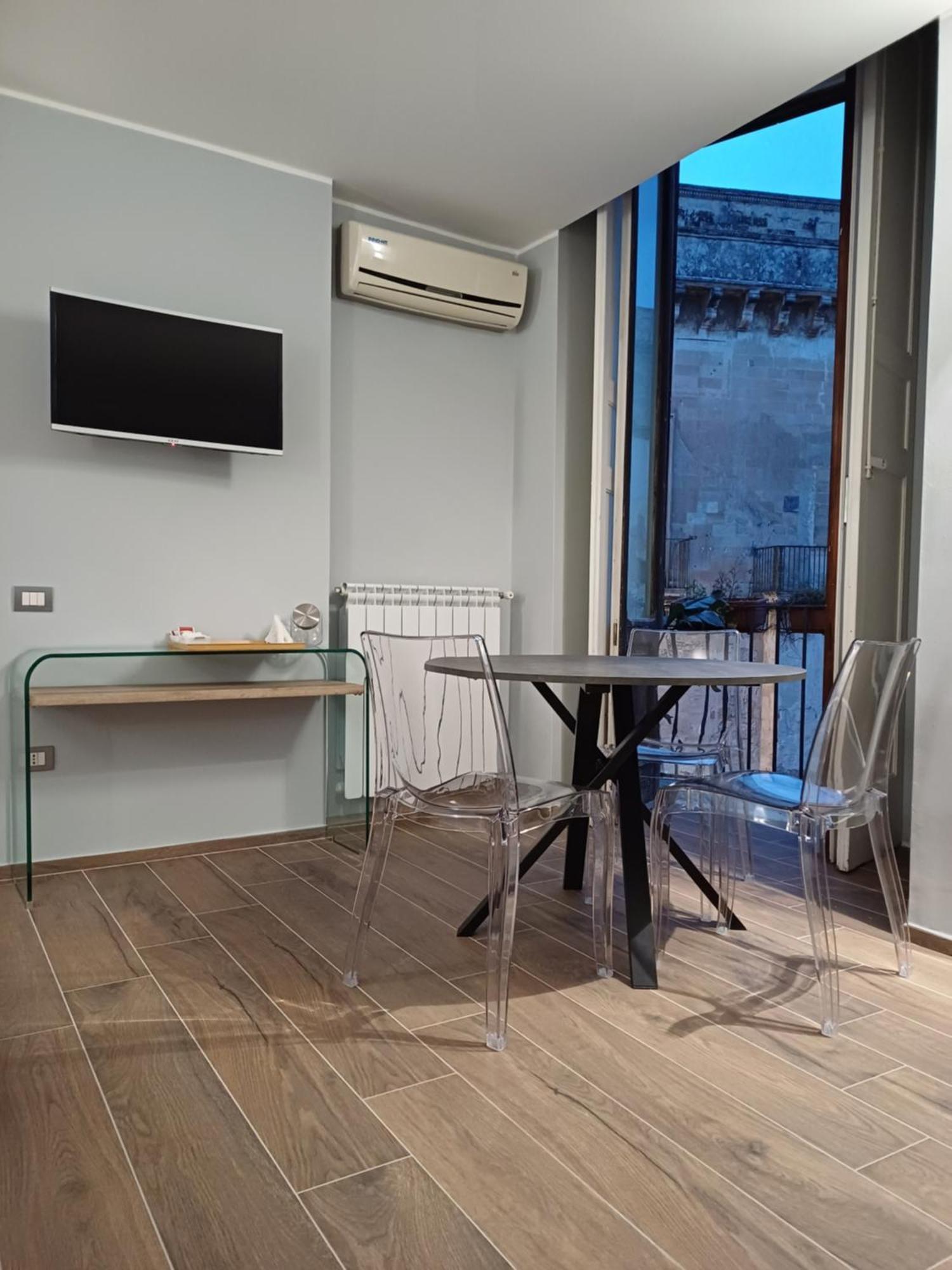 Bed & Breakfast Idomeneo 63 Лече Екстериор снимка