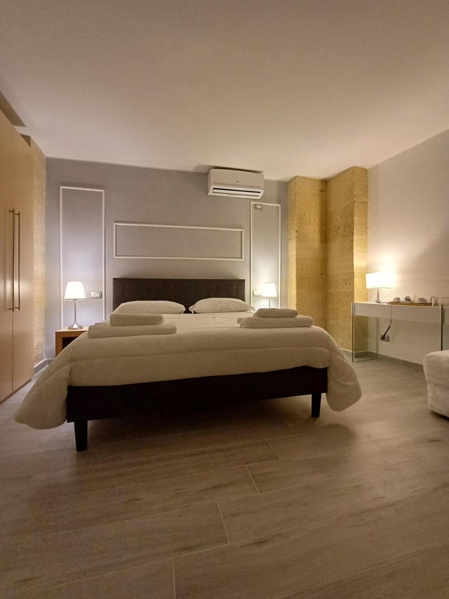 Bed & Breakfast Idomeneo 63 Лече Екстериор снимка