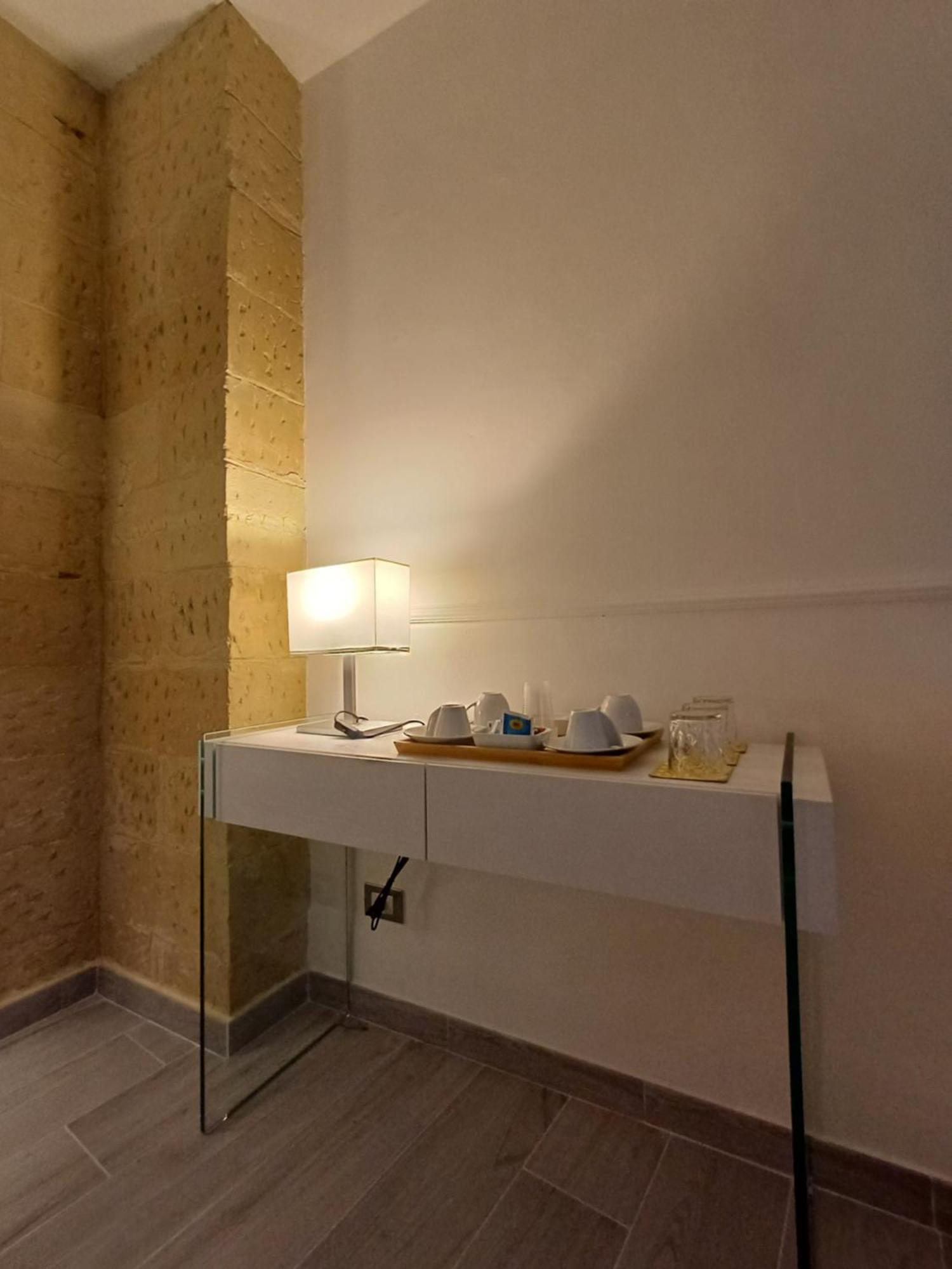 Bed & Breakfast Idomeneo 63 Лече Екстериор снимка